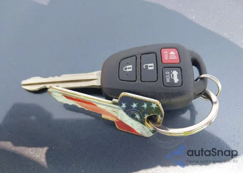 2016 Toyota Corolla Le Plus из США, поврежденный, VIN 2T1BURHE8GC673443